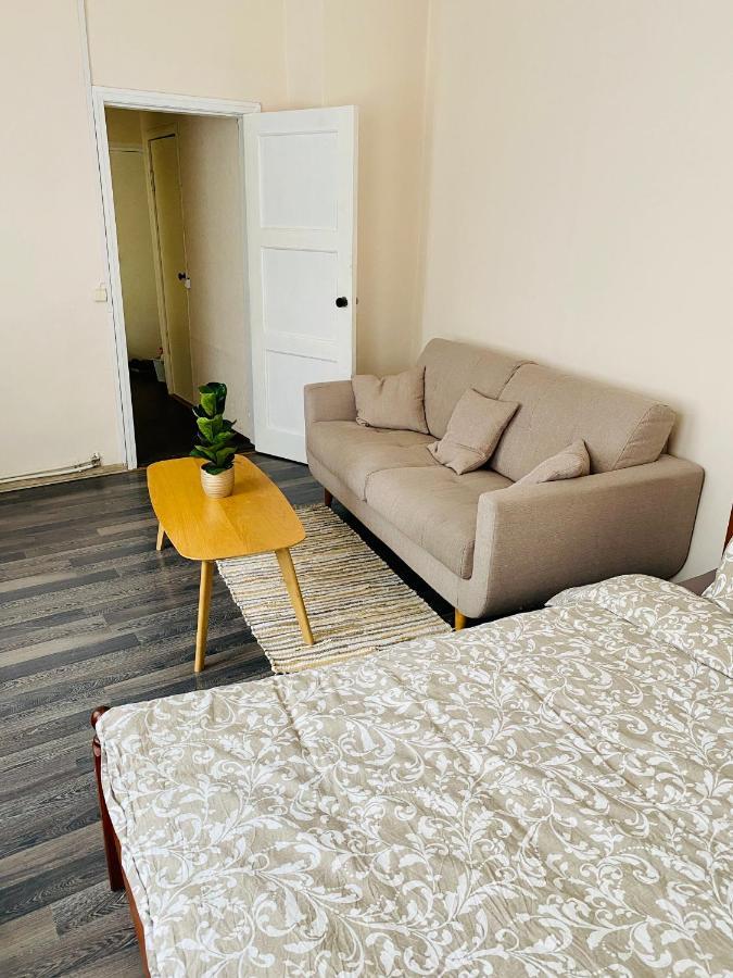 Unique 1Bdr Apartment near Kadriorg Swan Pond Tallinn Extérieur photo
